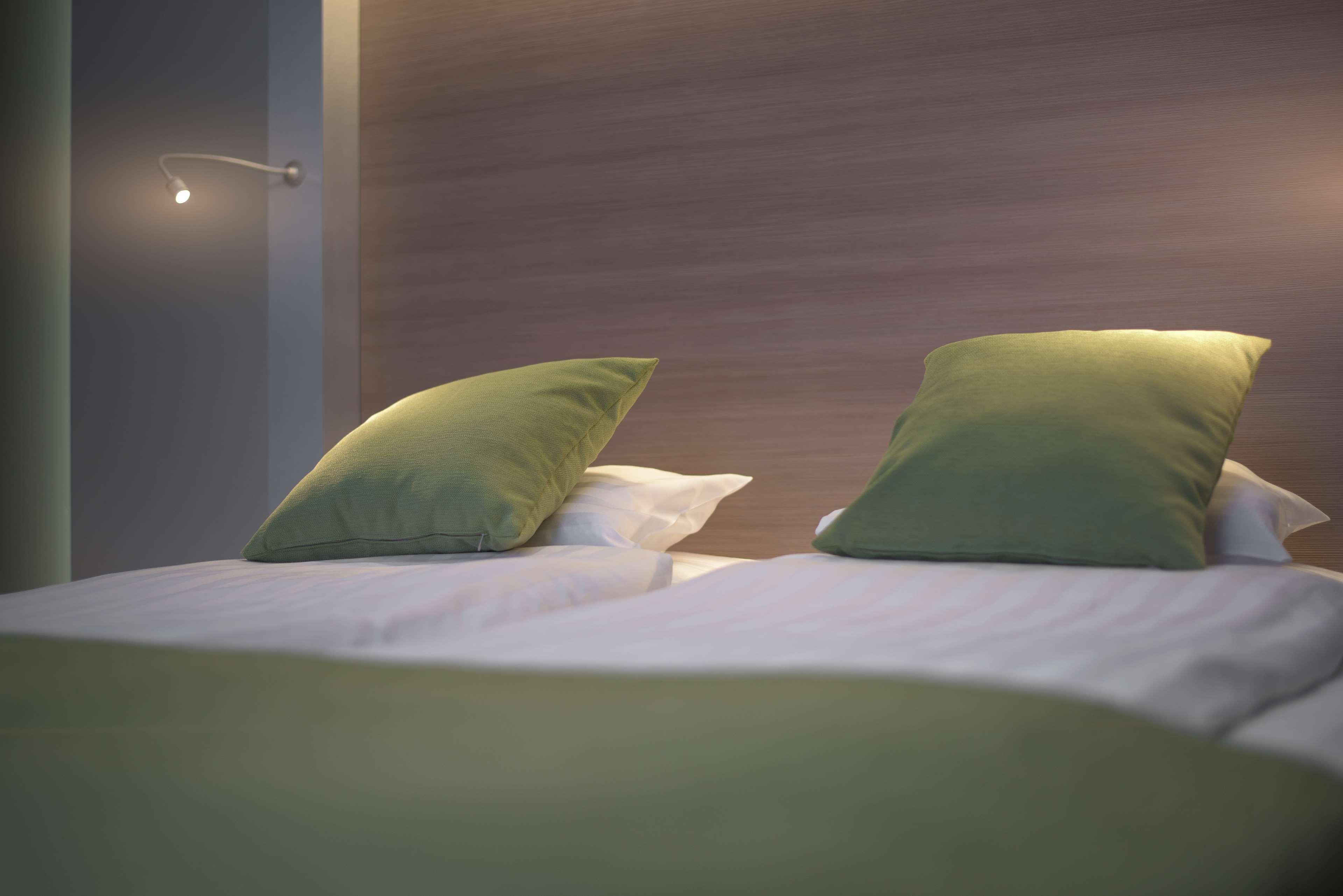 Best Western Plus Lakeside Hotel Секешфехервар Экстерьер фото